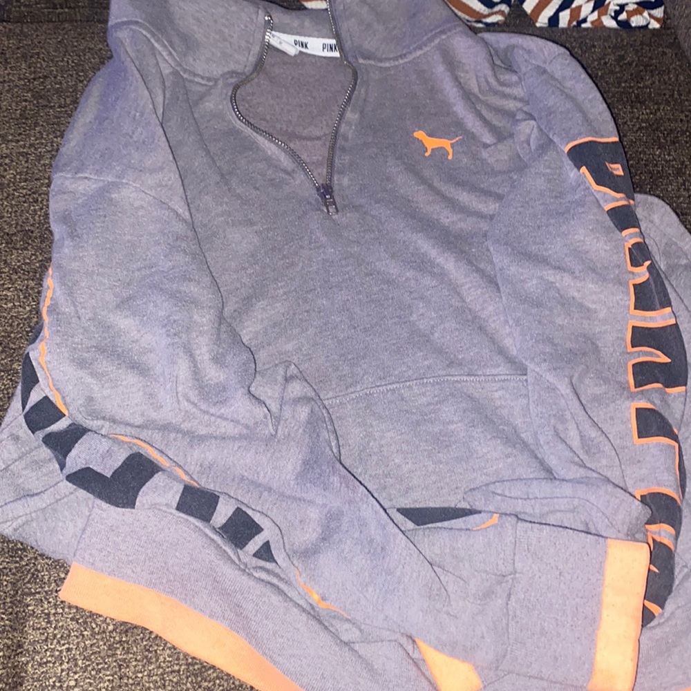 pink sweatshirt size m